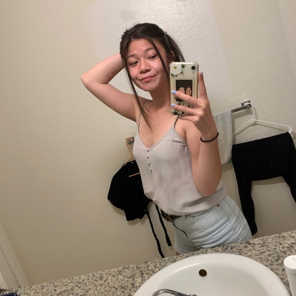 Gray Simple Button Tank Top - Picture 8 of 9